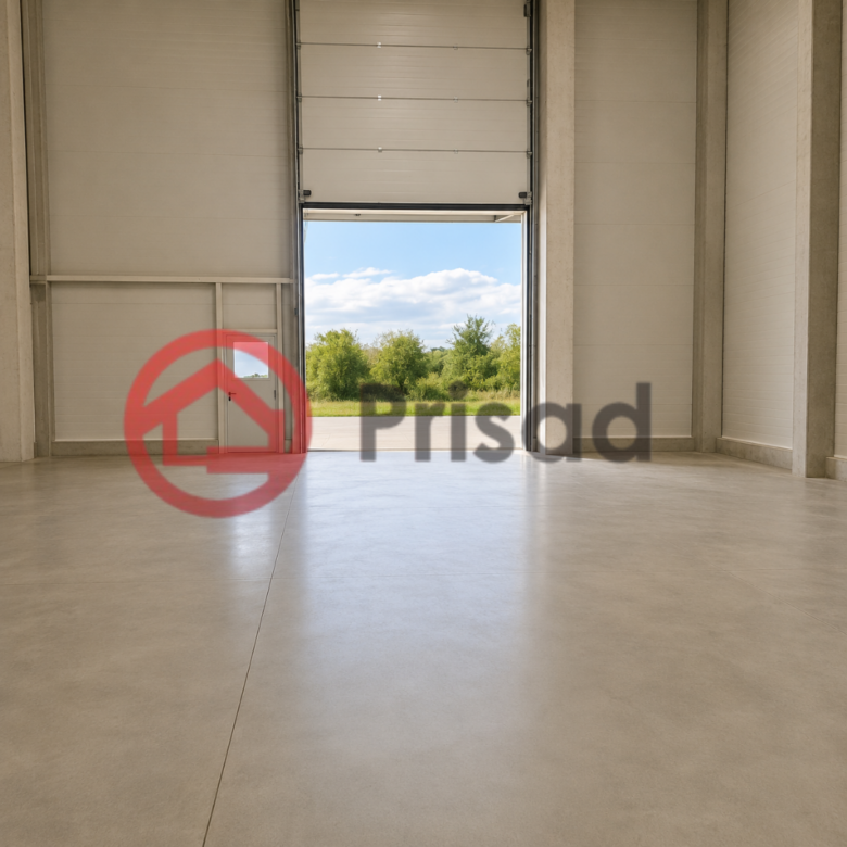 Stara Pazova hala 2200m2 + kancelarije 40m2