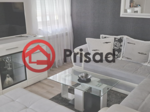 Dorćol izdaje se dvosoban stan 61m2