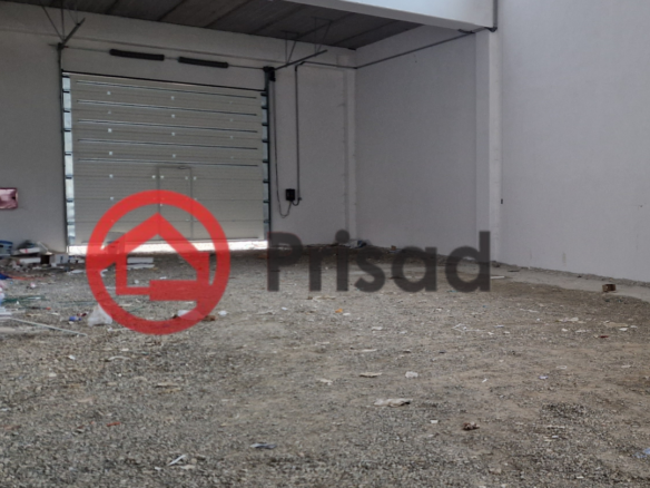 Dobanovci prodaja hale 1950m2+kancelarije 380m2 sve na placu veličine 40ar