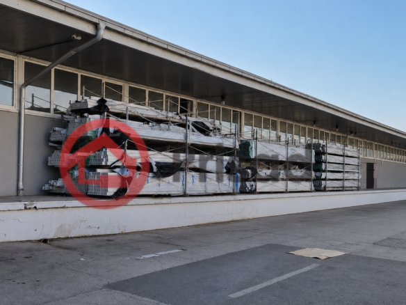 Stara Pazova hala 2380m2 + kancelarije 80m2