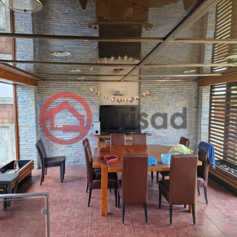 Altina kuća za izdavanje 400m2