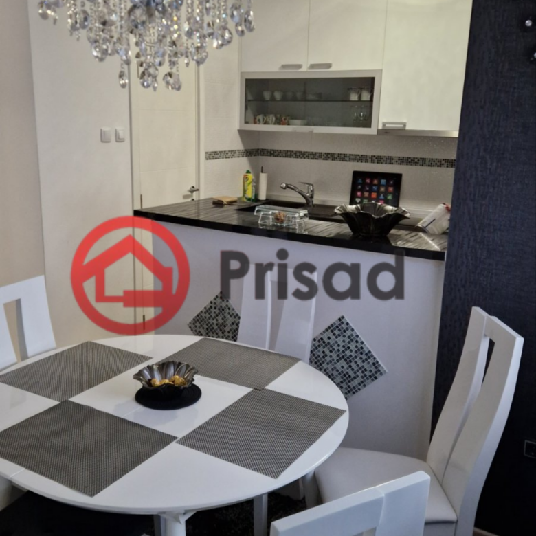 Dorćol izdaje se dvosoban stan 61m2