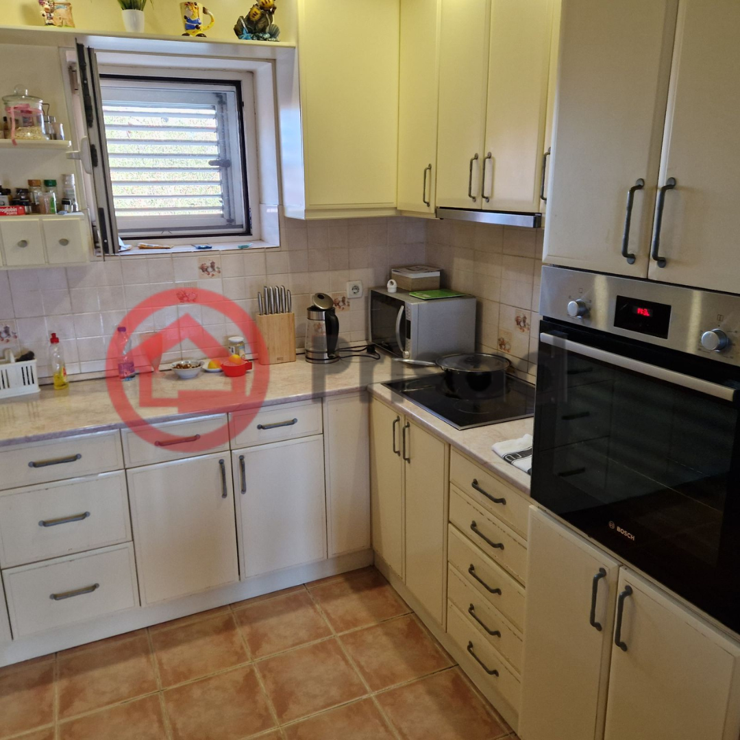 5 Altina kuća za izdavanje 400m2