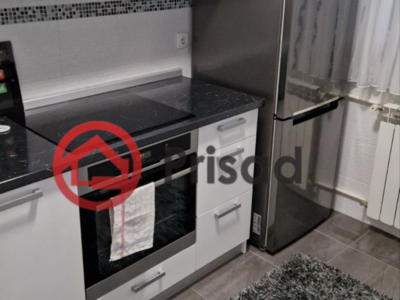 Dorćol izdaje se dvosoban stan 61m2