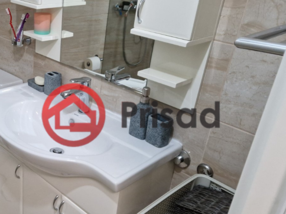 Dorćol izdaje se dvosoban stan 61m2
