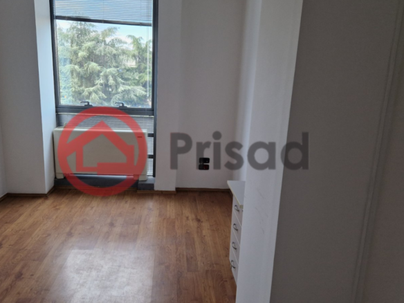Novi Beograd kod Opštine kancelarijski prostor od 160m2 do 600m2 po potrebi