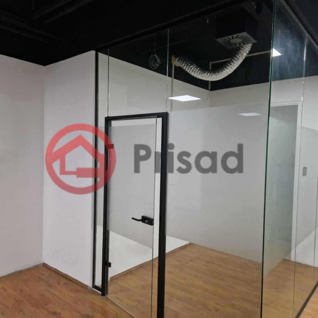 l6 Novi Beograd kod Opštine kancelarijski prostor od 160m2 do 600m2 po potrebi