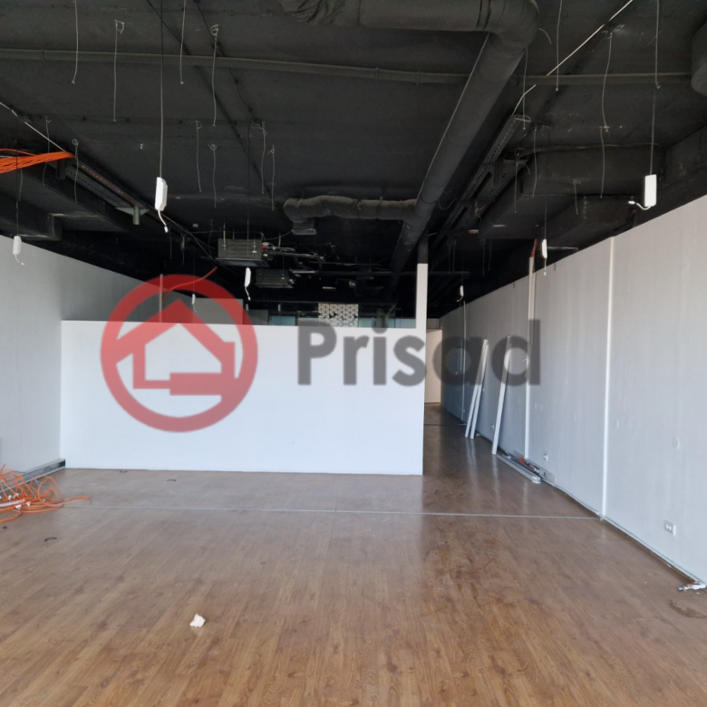 Novi Beograd kod Opštine kancelarijski prostor od 160m2 do 600m2 po potrebi
