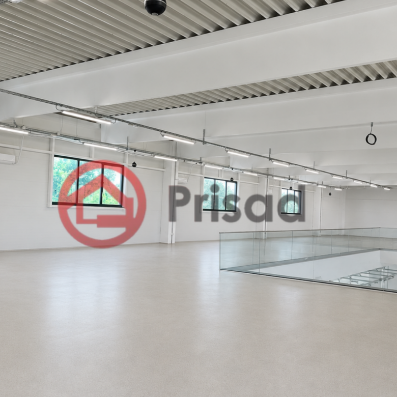 Premium poslovni kompleks od 2.076 m² – Autoput za Novi Sad | Idealan za logistiku, veleprodaju i proizvodnju